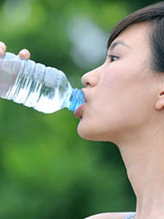 ज्यादा पानी पीना खतरनाक! 35 साल की महिला की मौत