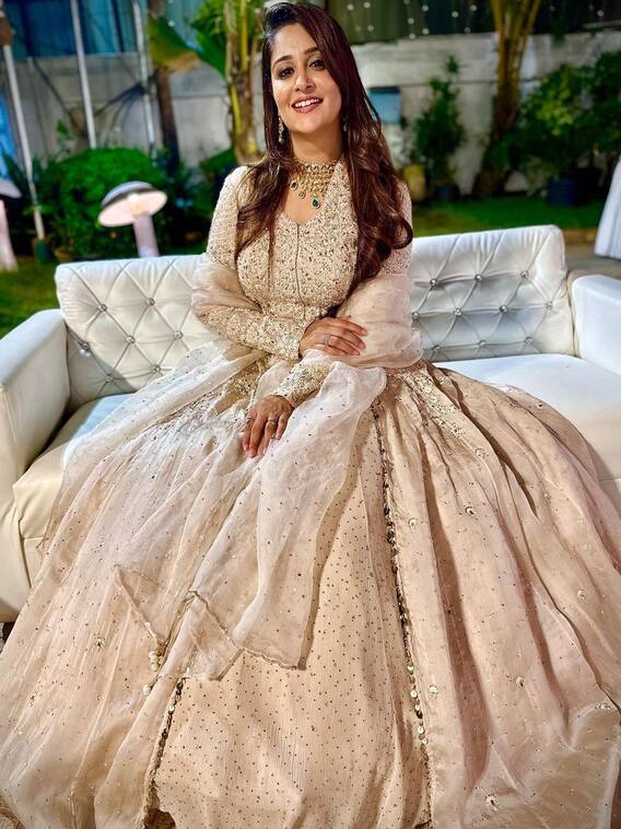 पहली शादी में मिले दर्द को आज तक नहीं भूला पाई हैं दीपिका