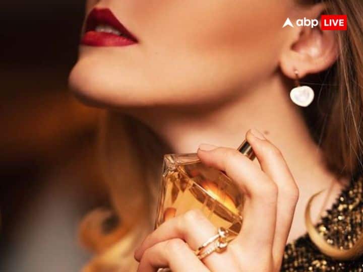 आजकल परफ्यूम लगाना बहुत ही आम बात है. लोग बाहर आने-जाने में अक्सर परफ्यूम का प्रयोग करते हैं. लेकिन परफ्यूम का इस्तेमाल अगर आप दिन के समय करते हैं तो आपको इससे कोई हानि नहीं होती.वहीं रात में सोने से पहले अगर आप पर परफ्यूम का इस्तेमाल करते हैं तो ये आपके लिए हानिकारक हो सकता है.