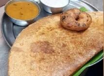 'দোসা' খেতে অনেকেই ভালোবাসেন, তবে মুগ ডাল দিয়ে তৈরি 'দোসা' প্রোটিনে ভরপুর হয়ে থাকে।