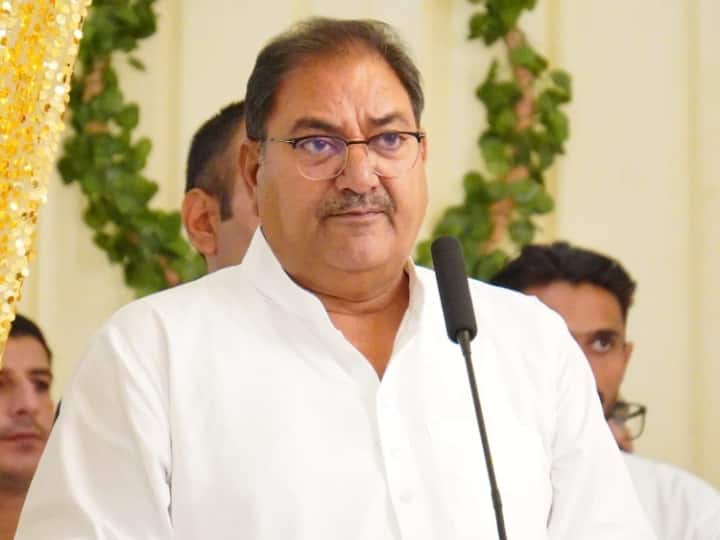Haryana News command of INLD is in the hands of Abhay Chautala OP Chautala named his successor Haryana Politics: अब अभय के हाथों में इनेलो की कमान, ओपी चौटाला ने बनाया अपना उत्तराधिकारी, जानिए क्या है नई रणनीति