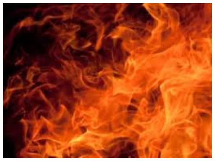 Firecracker unit blast Tamil Nadu: Four Killed In Explosion At Firecracker Godown In Nagapattinam Tamil Nadu: Four Killed In Explosion At Firecracker Godown In Nagapattinam