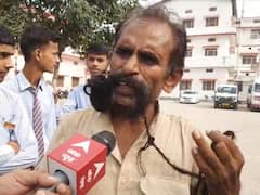 सीएम योगी के जनता दरबार में पहुंचा 23 फीट की मूंछ वाला बुजुर्ग, इंसाफ की लगाई गुहार, जानें-पूरा मामला