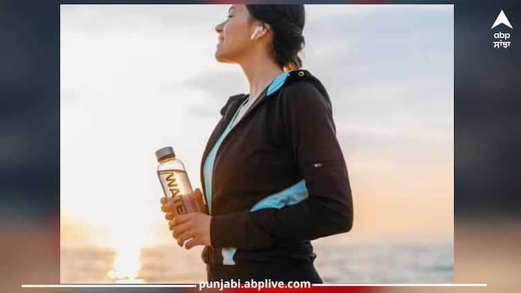 poor hydration may be linked to early aging and chronic disease a 25 year study finds health news Health News: ਘੱਟ ਪਾਣੀ ਪੀਣ ਵਾਲੇ ਹੋ ਜਾਣ ਸਾਵਧਾਨ...ਕਿਉਂਕਿ ਮੌਤ ਦਾ ਖਤਰਾ! ਅਧਿਐਨ 'ਚ ਸਾਹਮਣੇ ਆਈ ਹੈਰਾਨ ਕਰ ਦੇਣ ਵਾਲੀ ਜਾਣਕਾਰੀ