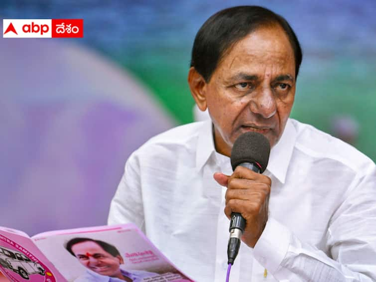 KCR is likely to take a decision on key schemes in the cabinet meeting to be held on 29. TS Cabinet Agenda :  ఎన్నికల షెడ్యూల్ రాక ముందే కొత్త పథకాలు - కేబినెట్ భేటీలో కేసీఆర్ సంచలనాలు ఖాయమా ?