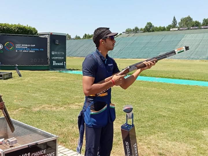 Asian Games 2023 Anant Jeet Singh Naruka Wins Silver In Men's Skeet Shooting Event Asian Games 2023: शूटिंग में भारत ने जीता एक और पदक, पुरुषों के स्कीट इवेंट में अनंतजीत सिंह ने सिल्वर मेडल जीता