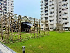 Durga Puja 2023: রং-তুলিতে ফুটে উঠছে পণ্য ফেরির একাল-সেকাল! তুঙ্গে পুজো-প্রস্তুতি