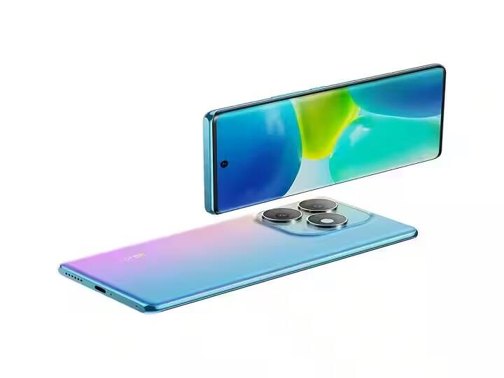 Itel S23+ એ સિંગલ વેરિઅન્ટમાં ઉપલબ્ધ કરાવવામાં આવ્યું છે જે 8 GB રેમ અને 256 GB સ્ટૉરેજ સાથે આવે છે. તેને 13,999 રૂપિયામાં ખરીદી શકાય છે. તે એલિમેન્ટ બ્લૂ અને લેક ક્યાન કલર ઓપ્શનમાં ખરીદી શકાય છે. ફિચર્સ વિશે વાત કરીએ તો, તેમાં 6.78 ઇંચની FHD+ AMOLED વક્ર હંમેશા-ઓન ડિસ્પ્લે છે જેનું પિક્સેલ રિઝૉલ્યૂશન 1600 x 720 છે. તેનો રિફ્રેશ રેટ 60 Hz છે.
