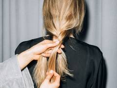 Hair Fall Problems: অত্যধিক হারে চুল ঝরে যাচ্ছে? কেন দেখা যায় চুল পড়ার সমস্যা? কীভাবেই বা সতর্ক থাকবেন?