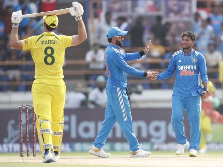 IND vs AUS 3rd ODI 1st Innings Highlights Australia Sets Target 353 Runs Against India Saurashtra Cricket Stadium IND vs AUS, 3rd ODI: ऑस्ट्रेलिया ने भारत को दिया 353 रनों का विशाल लक्ष्य, मार्श-स्मिथ और लाबुशेन ने गेंदबाजों के छुड़ाए पसीने