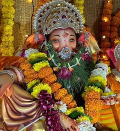 श्वेता तिवारी ने बेटी पलक तिवारी संग धूमधाम से दी गणपति बप्पा को विदाई, KKBKKJ एक्ट्रेस ने तस्वीरें शेयर कर दिखाई झलक