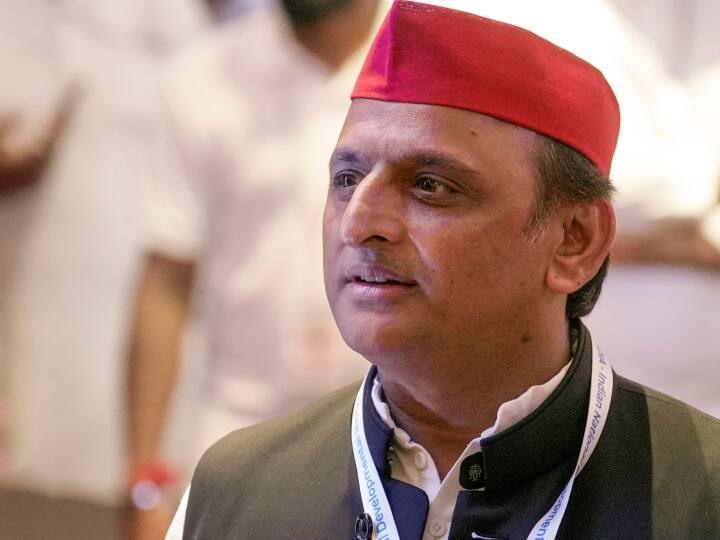 Akhilesh Yadav Visited Madhya Pradesh before assembly election accepted that there is INDIA alliance MP Election: मध्य प्रदेश में अखिलेश यादव ने फूंका चुनावी बिगुल, 'हमसे पूछेंगे कि इंडिया गठबंधन में शामिल हैं, फिर भी...'