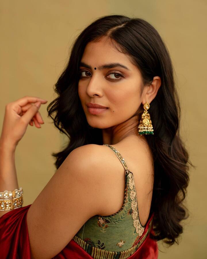 మాళవిక మోహనన్ అందమైన ఫోటోలు -Image Credit: Malavika Mohanan/Instagram