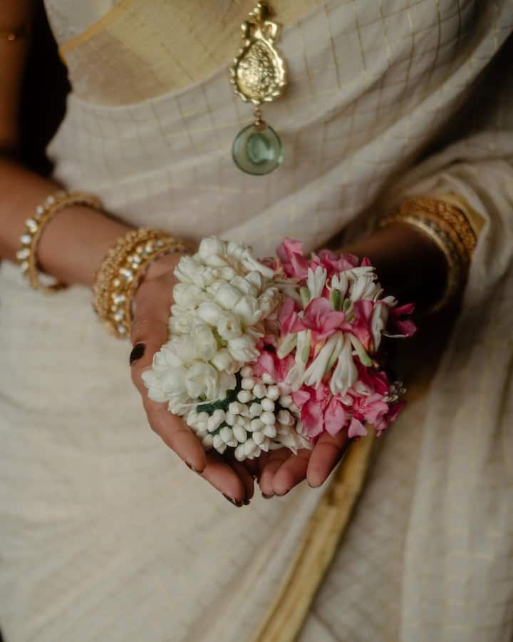 మాళవిక మోహనన్ అందమైన ఫోటోలు -Image Credit: Malavika Mohanan/Instagram