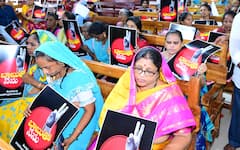 ఫోటోలు: రాజమండ్రి సెయింట్ లూథరన్ చర్చిలో భువనేశ్వరి, బ్రహ్మణి ప్రార్థనలు