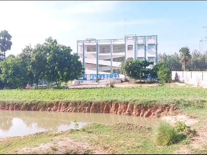 Shocking: பெரும் சோகம்! சாலைக்காக பள்ளியில் தோண்டப்பட்ட பள்ளம்.. தேங்கிய மழைநீரில் மூழ்கி 2 பள்ளி மாணவிகள் உயிரிழப்பு!