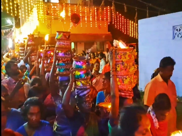 புது மண் சட்டியில் கறிசோறு; மீன் குழம்பு: மழைக்காக ஊர்வலம் சென்ற கிராம மக்கள்: சுவாரஸ்ய நிகழ்வு