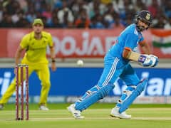 రోహిత్‌ మెరుపు సిక్సర్లు! కోహ్లీ హాఫ్‌ సెంచరీ - టార్గెట్‌ దిశగా టీమ్‌ఇండియా!