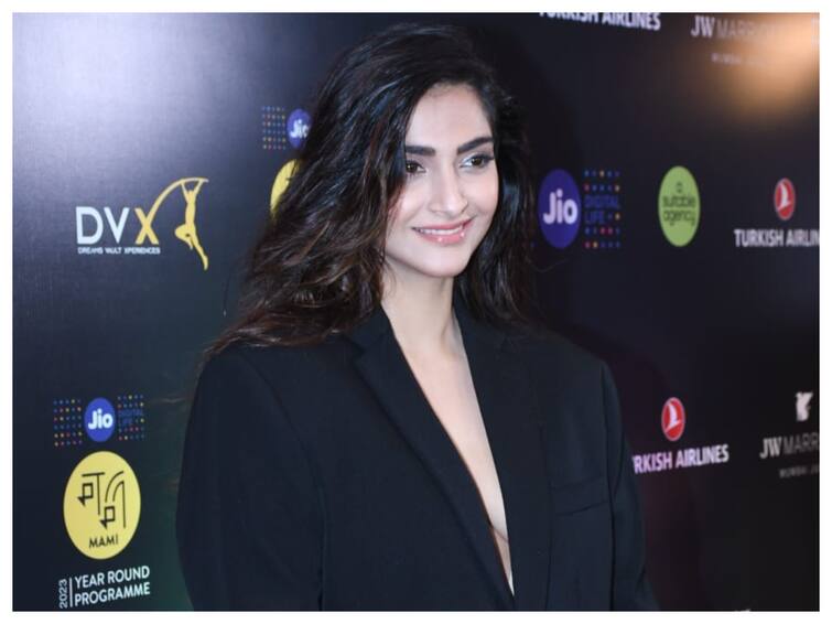My Dream Is To Do A Period Dramatic Role One Day: Sonam Kapoor