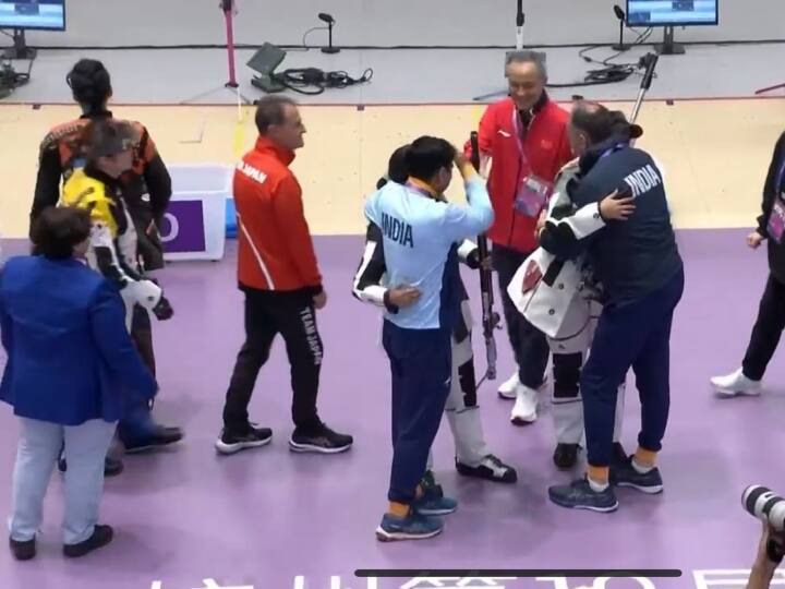 Hangzhou Asian Games 2023 India Win Bronze Medal in Mens Skeet Team Event Asian Games 2023: शूटिंग में मेडल की बारिश के बाद स्कीट में मिला ब्रॉन्ज, जानें चौथे दिन अब तक क्या-क्या हुआ?