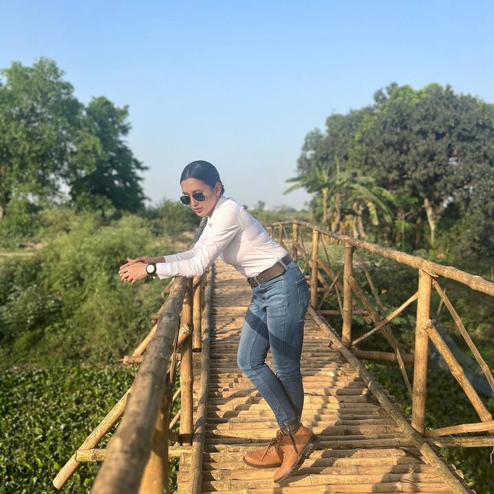 নন্দিতা রায় ও শিবপ্রসাদ মুখোপাধ্যায় পরিচালিত 'রক্তবীজ' বড় পর্দায় মুক্তি পাবে ১৯ অক্টোবর।