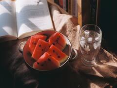 வெறும் வயிற்றில் தர்பூசணி சாப்பிடுவது நல்லதா? ஊட்டச்சத்து நிபுணர்கள் சொல்வது என்ன?