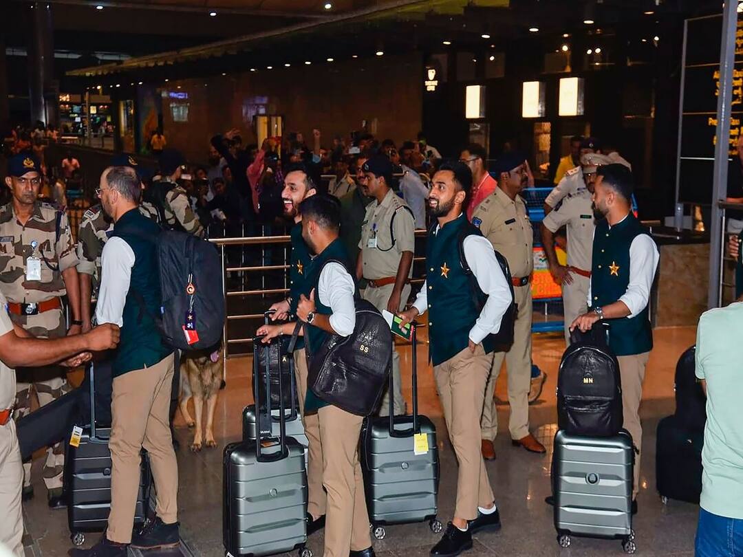 200 Cops Deployed For PAK vs NZ Warm-Up Game In Hyderabad, Number To Go Up To 800 For Pakistan Match October 3 Hyderabad: 200 Cops Deployed For PAK vs NZ Warm-Up Game, Number To Go Up To 800 For Pakistan's Match On Oct 3