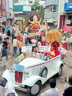 Kolhapur Ganesh Darshan : कोल्हापुरात विसर्जन मिरवणुकीत रंग भरण्यास सुरुवात, ढोल पथकांचा उत्साह टिपेला