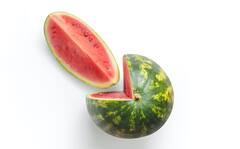 Benefits Of Watermelon : कलिंगड अनेकांना आवडते , याचे असंख्य फायदे माहित आहेत का? पाहा