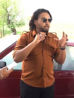 Simar Doraha: ਸਿਮਰ ਦੋਰਾਹਾ ਦੀ ਖੁੱਲ੍ਹੀ ਪੋਲ, ਪੰਜਾਬੀ ਗਾਇਕ ਕੁੜੀਆਂ ਨੂੰ ਇਕੱਲੀਆਂ ਮਿਲਣ ਲਈ ਕਰਦਾ Message