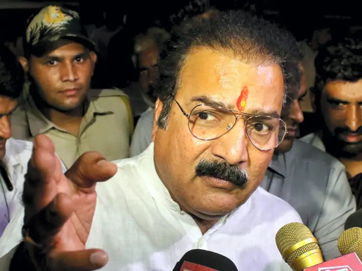 Rajasthan Elections: बीजेपी पर भड़के प्रताप सिंह खाचरियावास, कहा- 'केवल कांग्रेस के मुद्दों पर मुद्दा...', वसुंधरा राजे को लेकर कही ये बात Rajasthan elections Pratap Singh Khachariyawas targeted BJP Pratap Singh Khachariyawas on BJP Rajasthan Elections: बीजेपी पर भड़के प्रताप सिंह खाचरियावास, कहा- 'केवल कांग्रेस के मुद्दों पर मुद्दा...', वसुंधरा राजे को लेकर कही ये बात