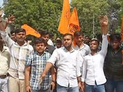 यूपी के इस इंस्टीट्यूट में बिंदी और चूड़ी पहनने वाली छात्राओं की एंट्री पर बैन? मैनेजर पर लगा ये गंभीर आरोप