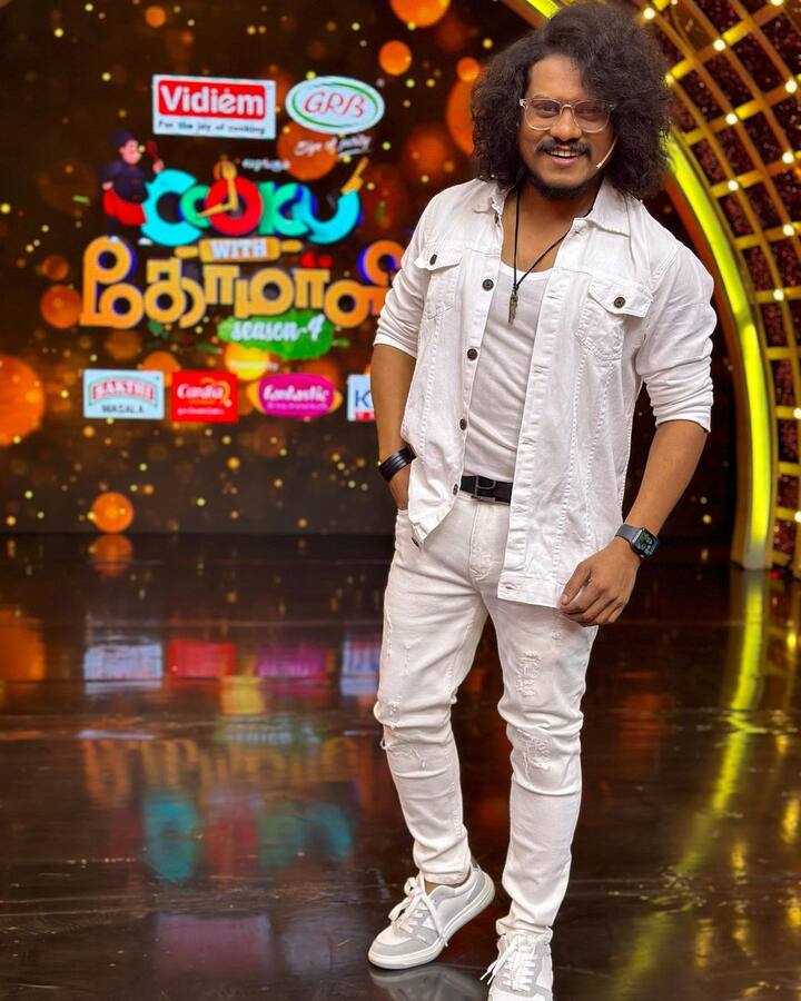 இதுவரை நடந்து முடிந்த குக் வித் கோமாளியின் நான்கு சீசன்களில் 3 சீசன்களில் பெற்றுள்ளார்.