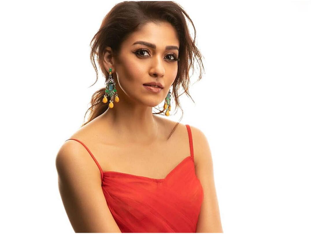 Nayanthara demands huge remuneration for a 50 second advertisement Nayanthara: వామ్మో లేడీ సూపర్ స్టార్, 50 సెకండ్ల యాడ్ కోసం నయన్ అంత తీసుకుంటుందా?