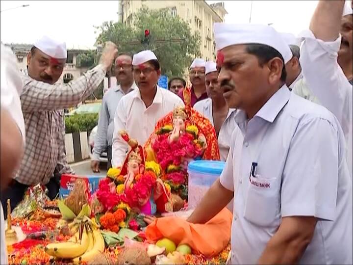 मुंबईसह राज्यभरात आज घरगुती गणपतींसह मोठ्या बाप्पांना निरोप दिला जात आहे.