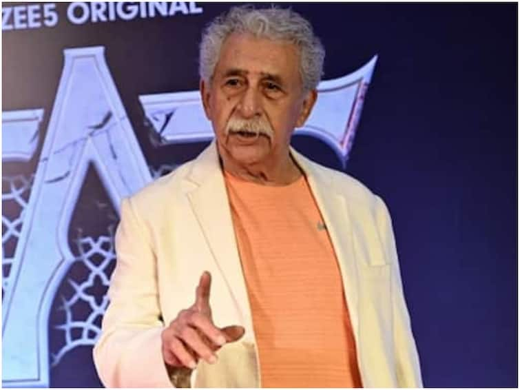 Naseeruddin Shah Says He Couldn't Watch RRR and Pushpa: 'Main Aisi Films Dekhne...' 'ఆర్.ఆర్.ఆర్, 'పుష్ప' సినిమాల్లో ఏముందని చూడటానికి? బాలీవుడ్ నటుడు నసీరుద్దీన్ షా షాకింగ్ కామెంట్స్