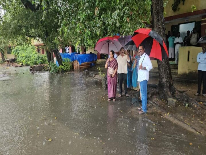 சமூக வலைதளங்களில் வந்த புகார்...! அதிகாரிகளுடன் களத்தில் இறங்கிய காஞ்சி எம்எல்ஏ...!