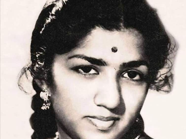 Lata Mangeshkar Birth Anniversary Special: 5 Best Tracks By The Legendary Singer Lata Mangeshkar 94th Birth Anniversary Special: 5 Best Tracks By The Legendary Singer