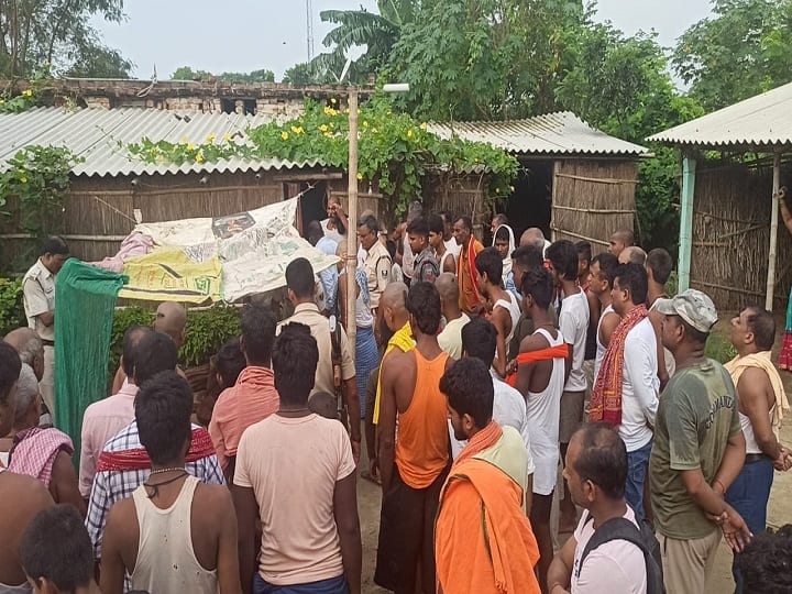 RJD Leader Anirudh Chaudhary Murder in Begusarai Bihar Miscreants Shot While He is Sleeping ANN Begusarai RJD Leader Murder: बेगूसराय में RJD कार्यकर्ता की गोली मारकर हत्या, सोए अवस्था में बदमाशों ने किया छलनी