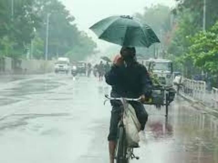 Heavy rain is likely in 12 districts of Tamil Nadu today weather report Rain Alert : தமிழகத்தில் இன்று 12 மாவட்டங்களில் கனமழைக்கு வாய்ப்பு... எந்தெந்த மாவட்டங்களில் தெரியுமா?