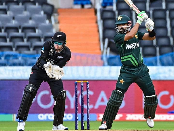pakistan set target 346 runs against new zealand Rajiv Gandhi International Stadium Hyderabad Mohammad Rizwan Saud Shakeel World Cup 2023: पाकिस्तान ने न्यूजीलैंड को दिया 346 रनों का लक्ष्य, रिजवान के शतक के बाद शकील ने खेली तूफानी पारी