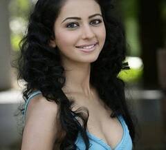 Rakul Preet Transformation : ‘எப்படி இருந்த நான் இப்படி ஆயிட்டேன்...’ ரசிகர்களை கவர்ந்த ரகுலின் இன்ஸ்டா பதிவு!