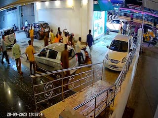 Crime; வேலூரில் திமுக கவுன்சிலர்கள் மோதல்;  மருத்துவனையில் அனுமதி- வைரலான வீடியோ காட்சிகள்!