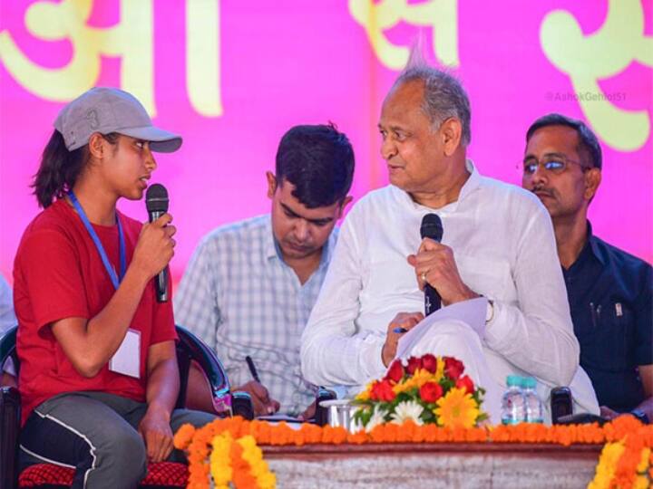 Rajasthan Election 2023 CM Ashok Gehlot Said Central Government Rajasthan schemes should be replicate across India Rajasthan Election: सीएम अशोक गहलोत बोले- केंद्र सरकार को भी लागू करनी चाहिए राजस्थान की ये योजनाएं