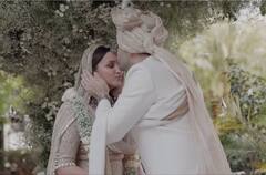 दूल्हे राजा Raghav Chadha को देख खुशी से चिल्ला उठी थीं Parineeti Chopra, जयमाला से लेकर मांग में सिंदूर भरने तक की पहली तस्वीरें आईं सामने