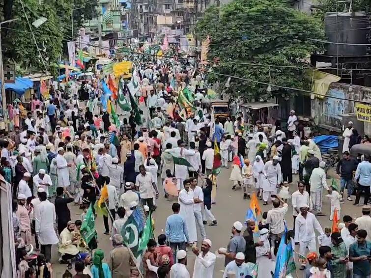bhivandi eid e milad muhammad jashan e julus incident youth death maharashtra news update Bhiwandi : ईदच्या मिरवणुकीत झेंडा उंचावला, तारेचा शॉक लागला आणि तरूण जागीच संपला