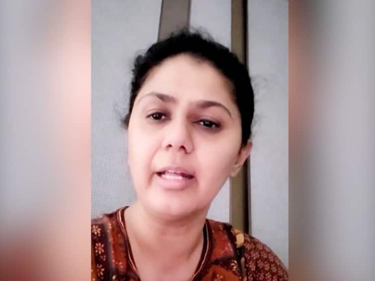 Pankaja Munde  Mulund Viral Video I was also denied a house as only a Marathi Pankaja Munde shares her experience केवळ मराठी म्हणून मलाही घर नाकारलं, पंकजा मुंडेंनी धक्कादायक अनुभव सांगितला!