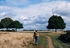 Silent Walk Benefits : सायलेंट वॉकिंग म्हणजे काय? यामुळे शरीराला काय फायदे होतात? पाहा