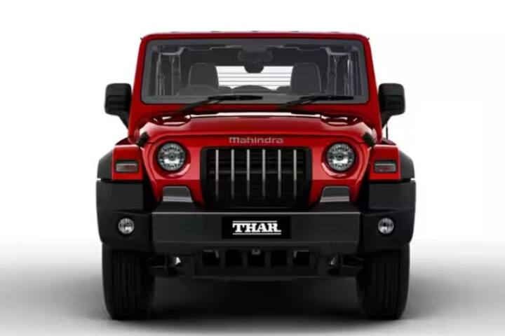 ਤੁਸੀਂ ਮਹਿੰਦਰਾ ਥਾਰ 4X4 ਨੂੰ 14.04 ਲੱਖ ਰੁਪਏ ਐਕਸ-ਸ਼ੋਰੂਮ ਦੀ ਸ਼ੁਰੂਆਤੀ ਕੀਮਤ 'ਤੇ ਖਰੀਦ ਸਕਦੇ ਹੋ। ਇਹ ਕਾਰ 2.0l ਟਰਬੋ ਪੈਟਰੋਲ ਅਤੇ 2.0l ਡੀਜ਼ਲ ਇੰਜਣ ਵਿਕਲਪਾਂ ਦੇ ਨਾਲ ਉਪਲਬਧ ਹੈ, ਜੋ 6MT ਅਤੇ 6AT ਟ੍ਰਾਂਸਮਿਸ਼ਨ ਦੇ ਨਾਲ ਪੇਅਰ ਕੀਤੀ ਗਈ ਹੈ।