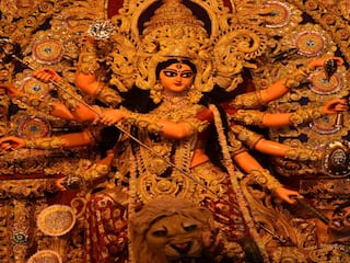 Navratri 2023 Colours: நவராத்திரி: 9 நாட்கள்...9 நிறங்கள்...எந்தெந்த நாட்களில் என்னென்ன கலர் ஆடைகள் தெரியுமா? இதை பாருங்க!